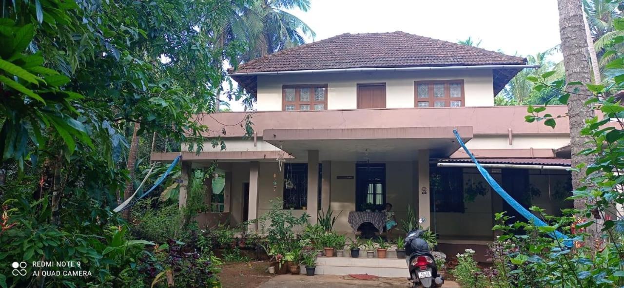 Narayanalayam-Vintage Retreat-Homestay & Rest'Inn Kannur Exterior photo